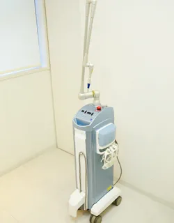 炭酸ガスレーザー